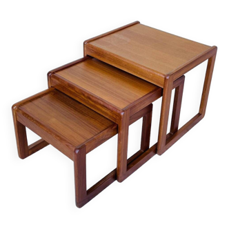 Teak nesting coffee table