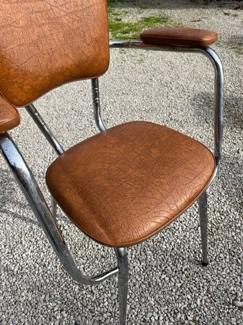 Chair with armrests vintage 1970