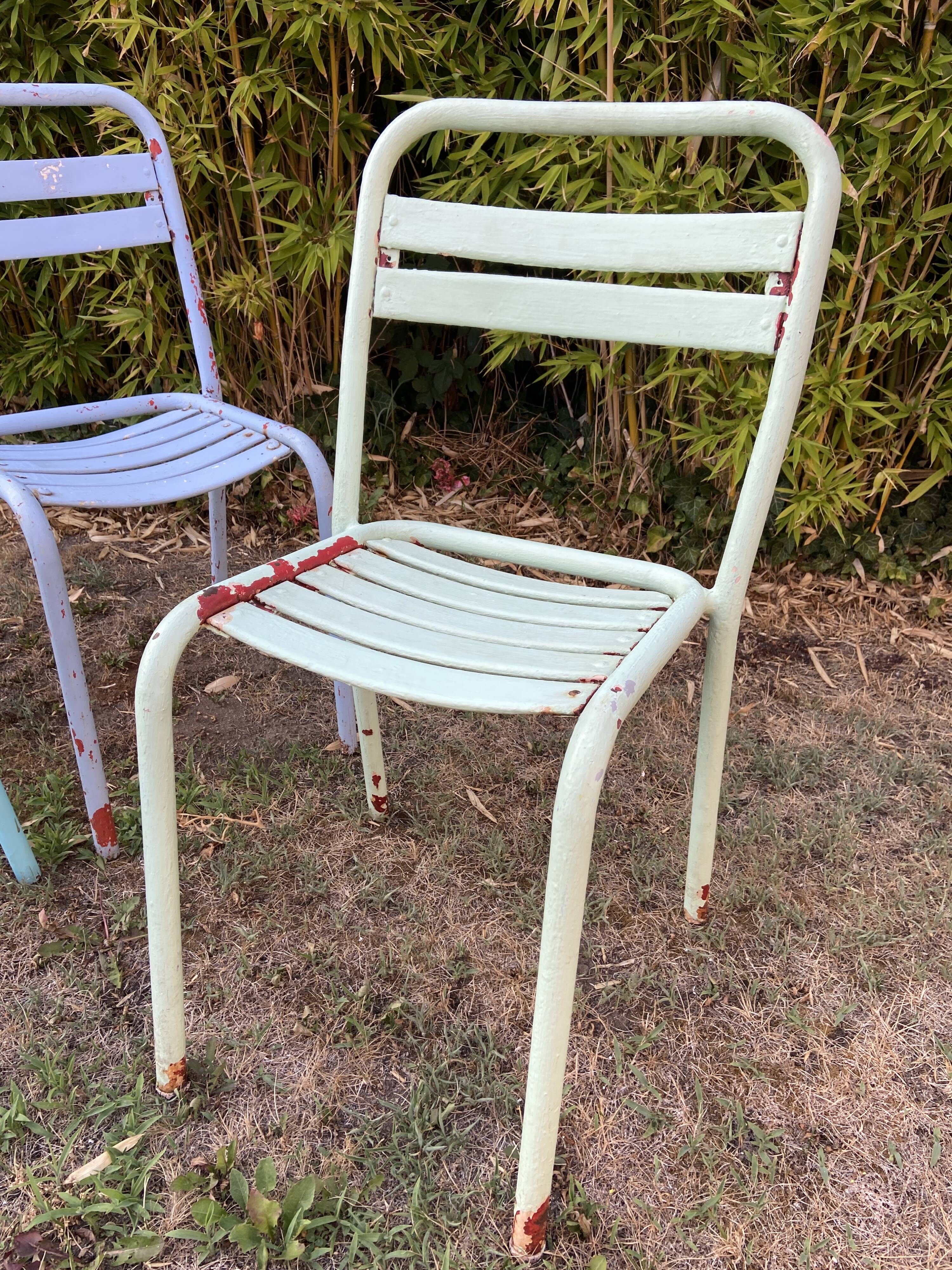 4 mismatched chairs Tolix brasserie bistro terrace French bistro 60s