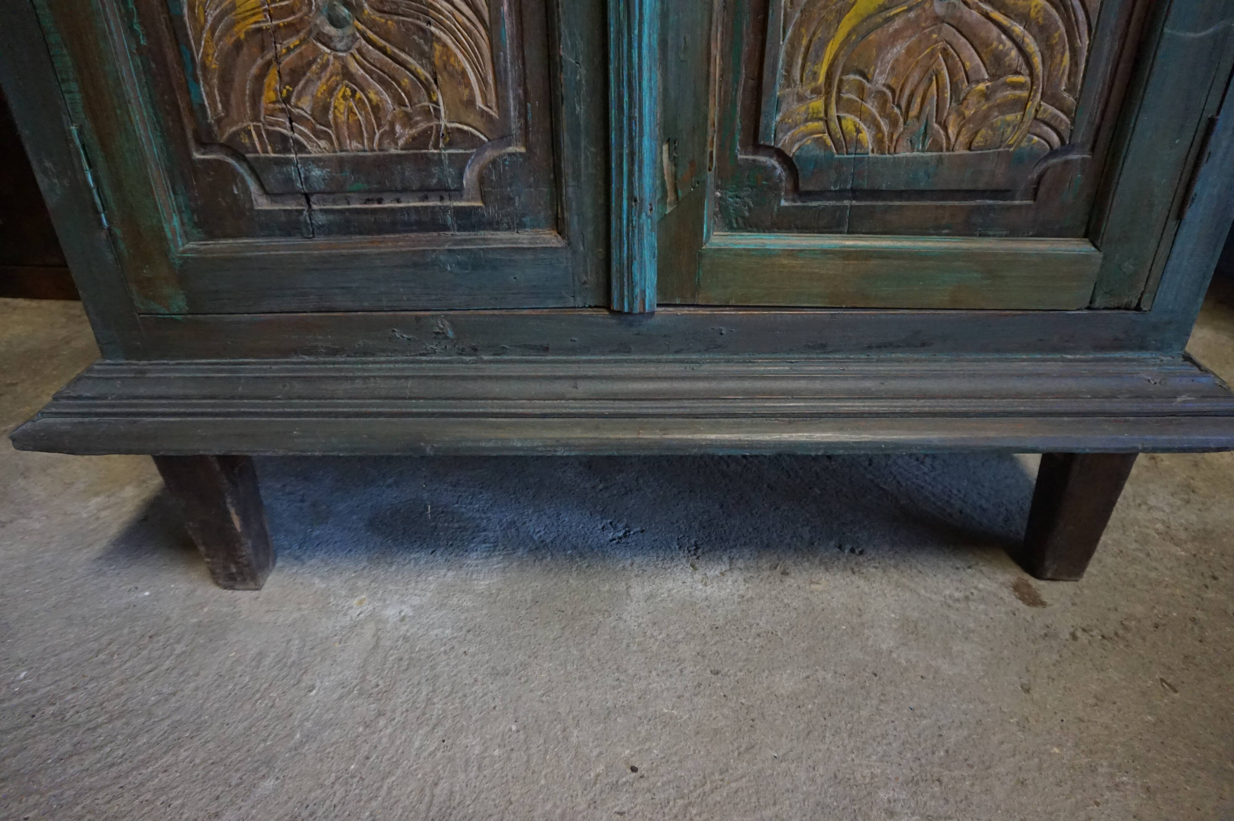 Marriage Java Cabinet