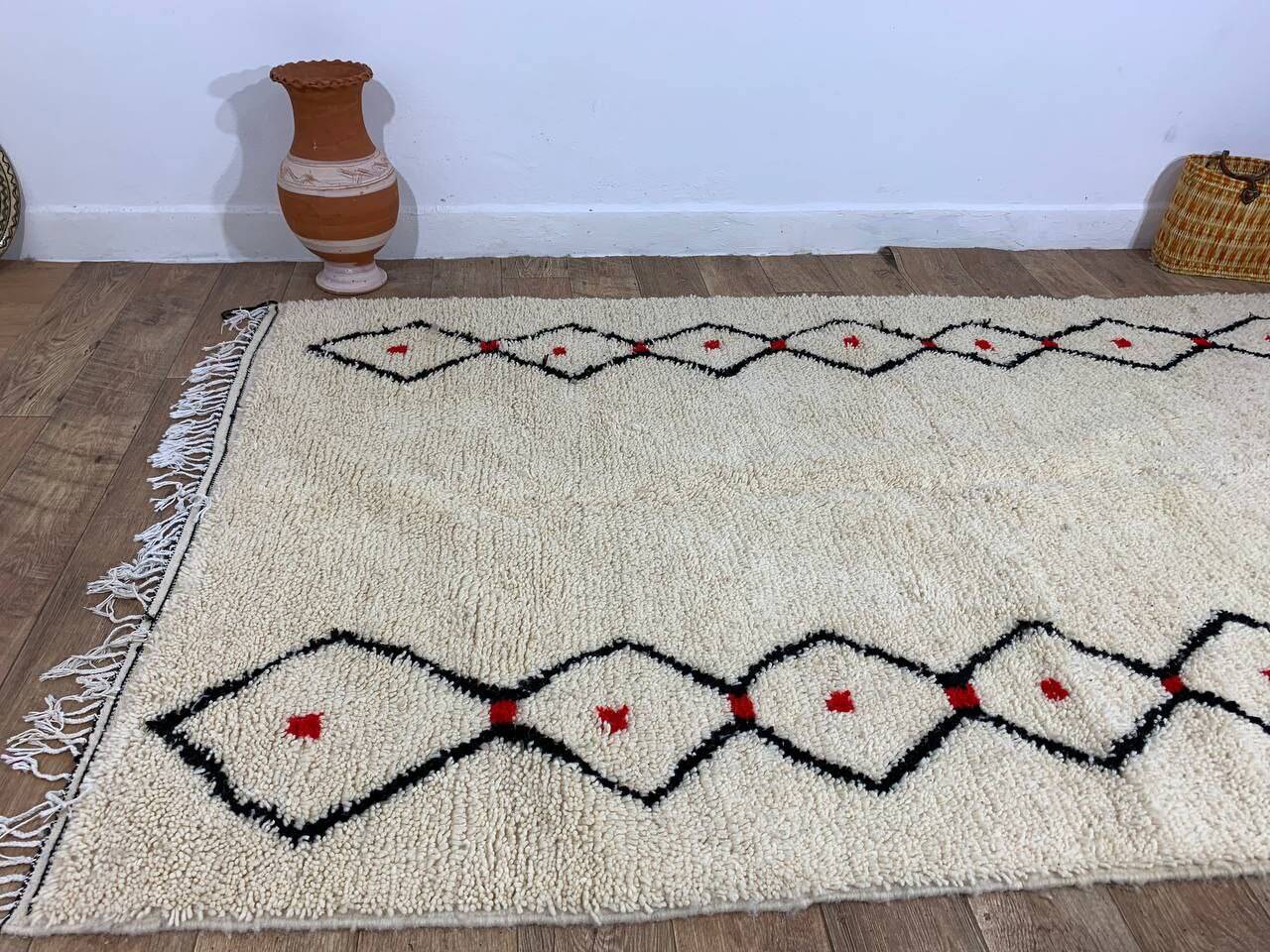 Handmade Moroccan Berber rug 253 X 153 CM