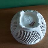 Plat ajoure tresse en faience fine Rodach