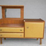 Vintage buffet/commode from the 50s-60s – Wood and mustard faux leather fronts.
