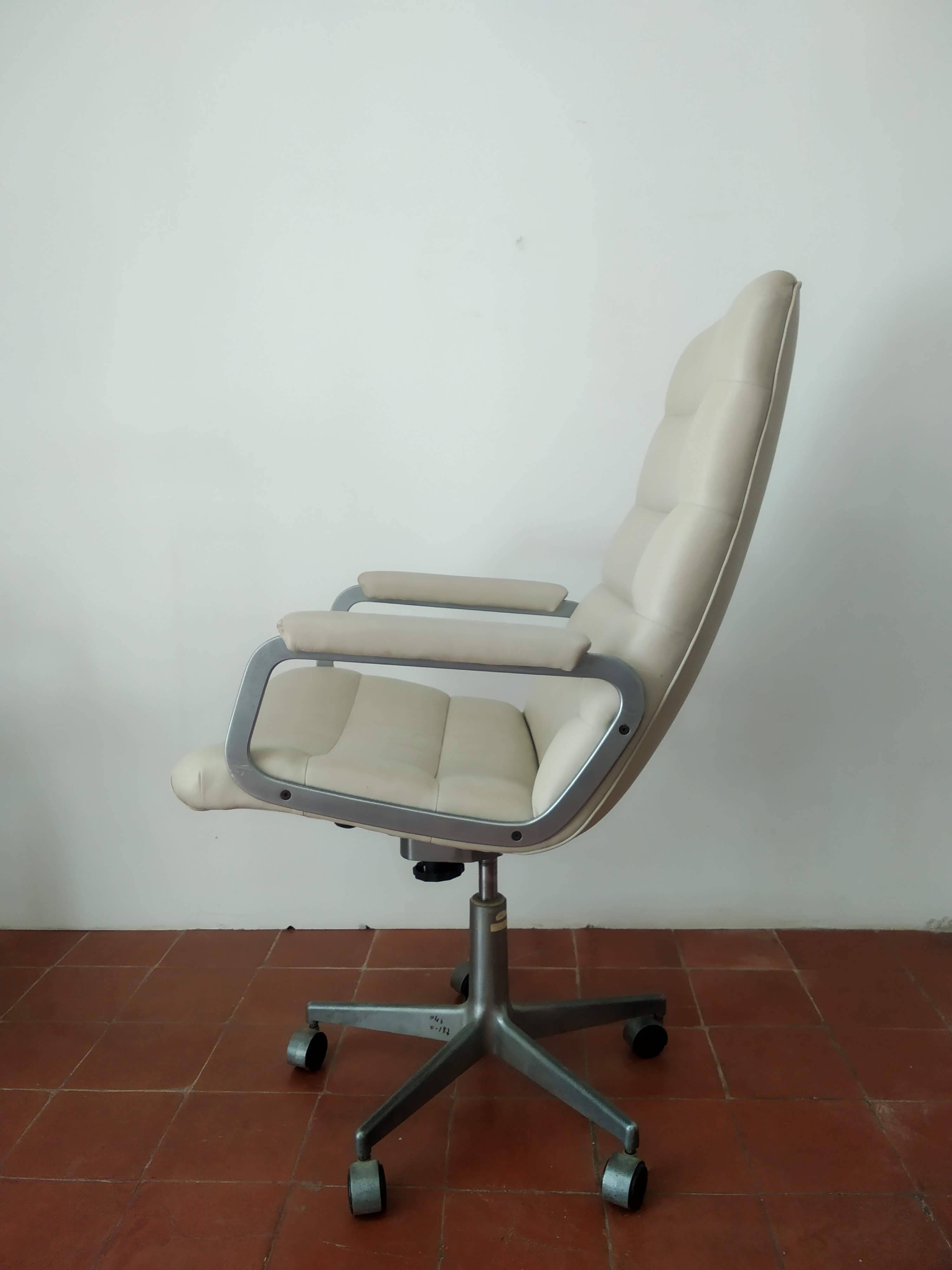 Armchair by Geoffrey Harcourt for Artifort 1970s-1980s