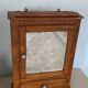 Armoire pharmacie