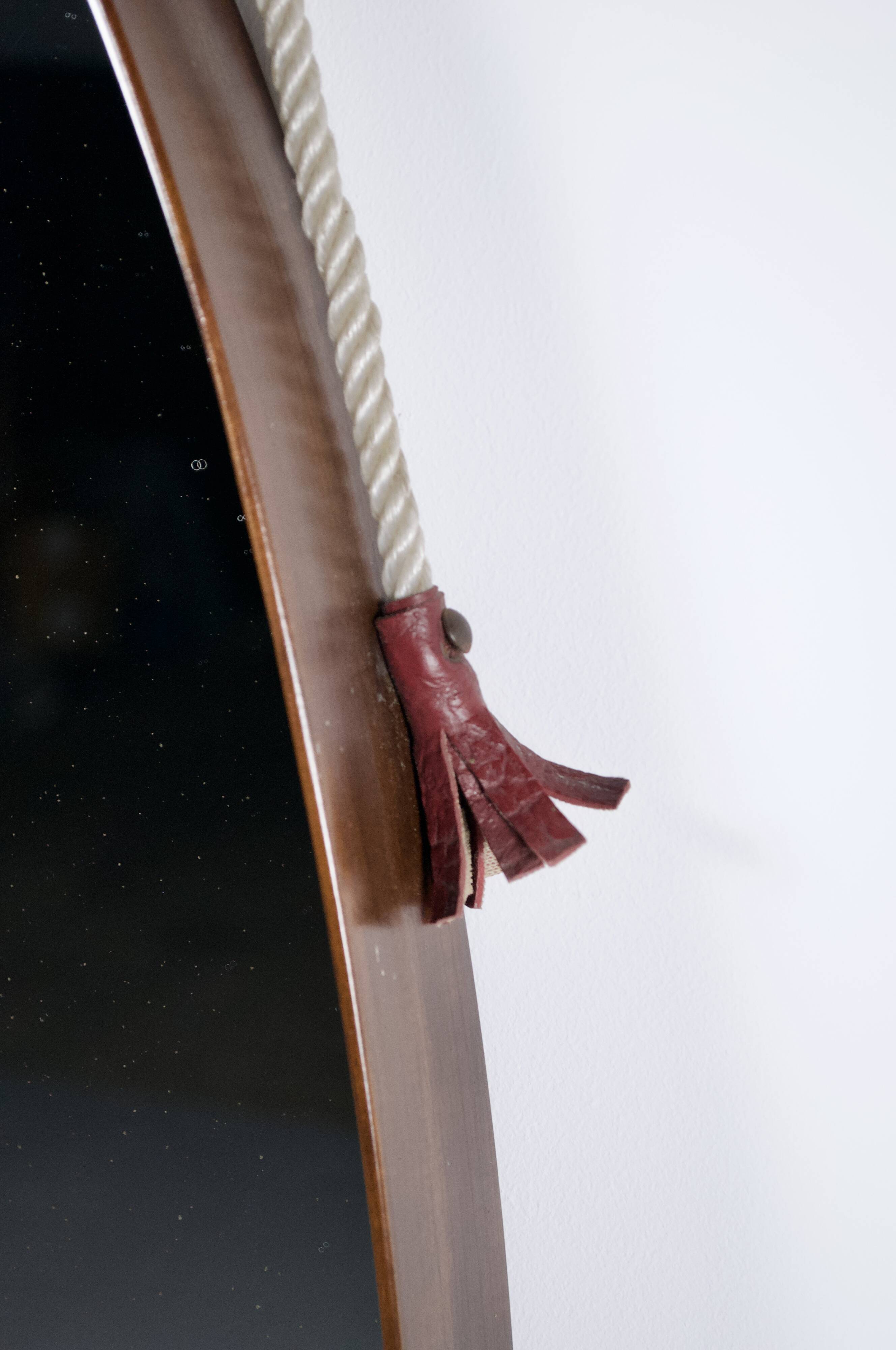 Miroir ovale scandinave en teck des années 60