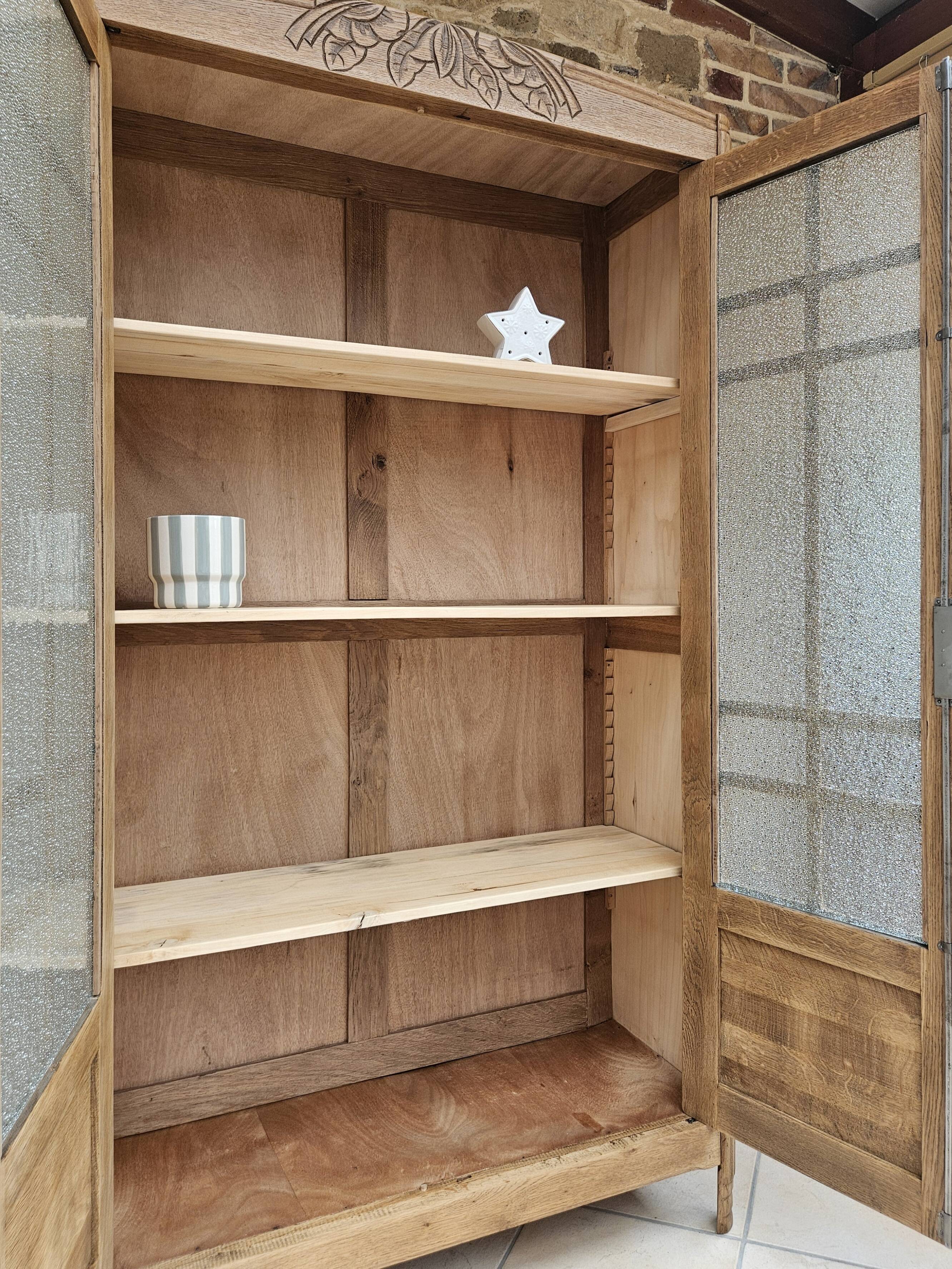 Art Deco display cabinet from Paris