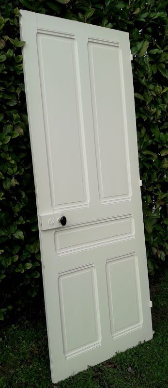 Communication door 82,3x218,1cm old molded