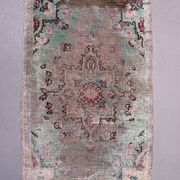 Vintage Turkish Oushak Rug 106x66 cm shabby carpet Ushak Region Small
