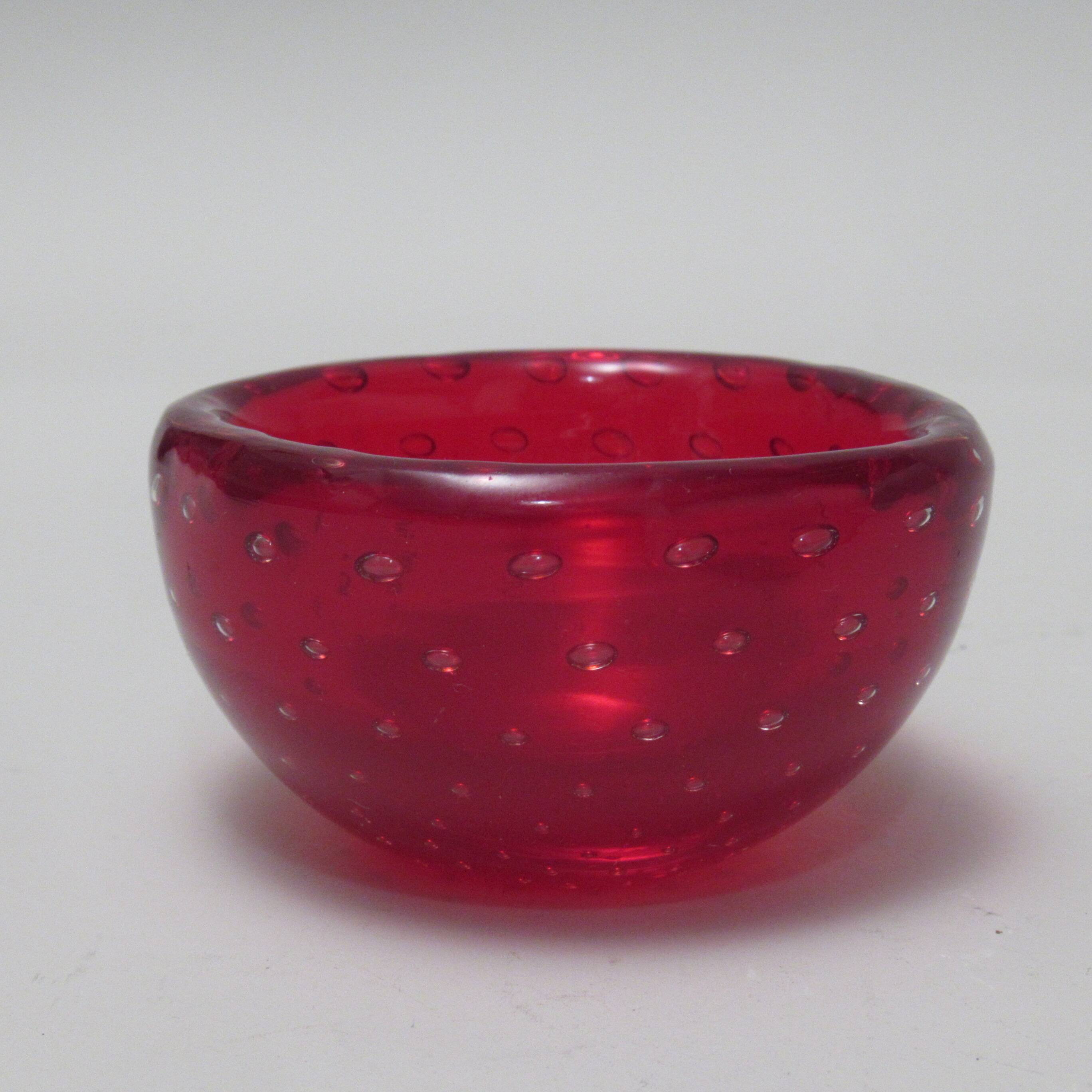 Ruby glass ashtray Bullicante Murano 1960s/70s