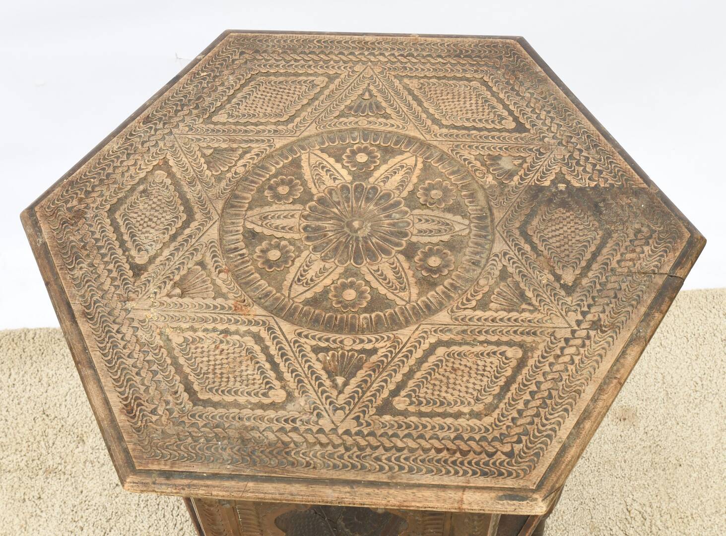 Eastern pedestal table