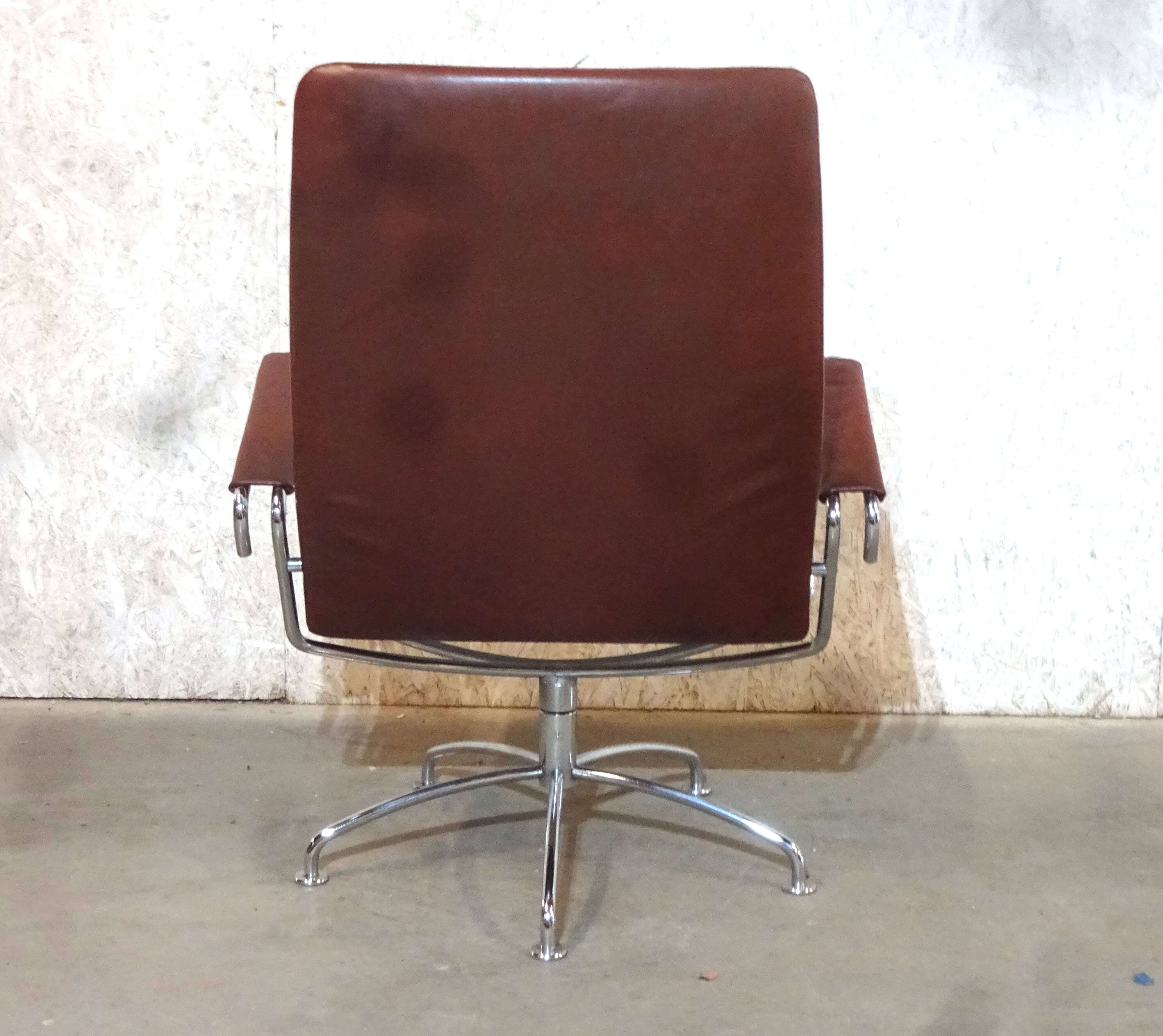 Copenhagen Airport Chair Model SAS Series by Jens Amundsen for Fritz Hansen