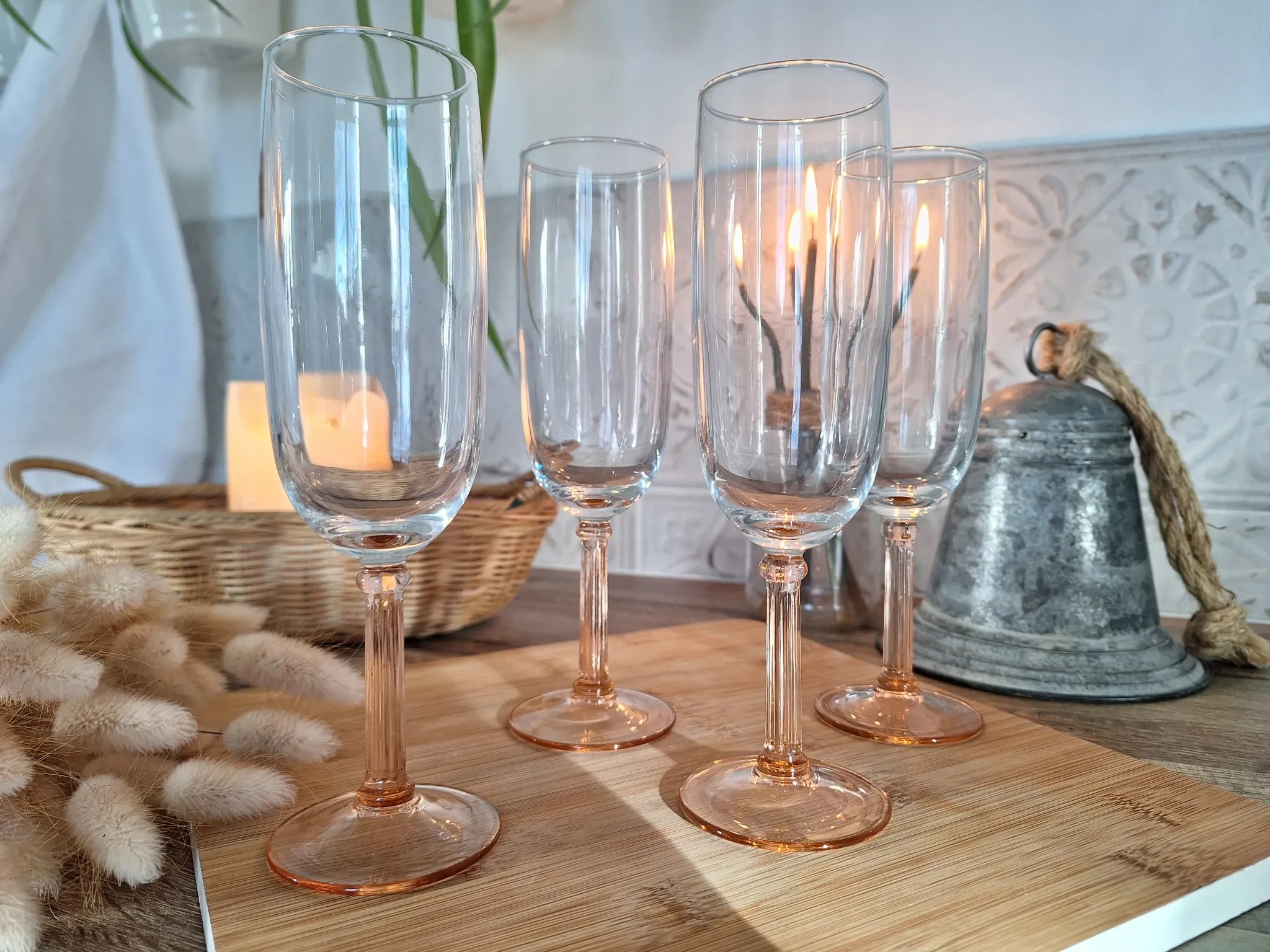 Vintage pink champagne flute Luminarc