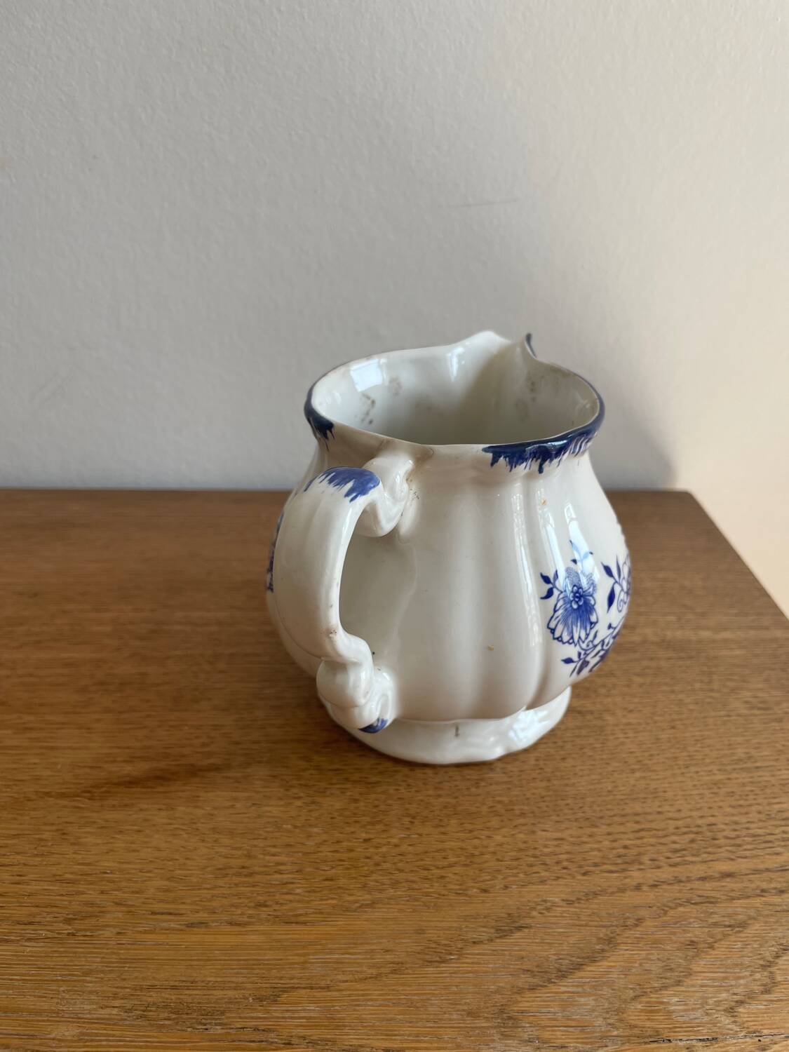 Pitcher / milk jug lancaster sarreguemines