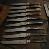 Box 9 knives +3 offered.old .