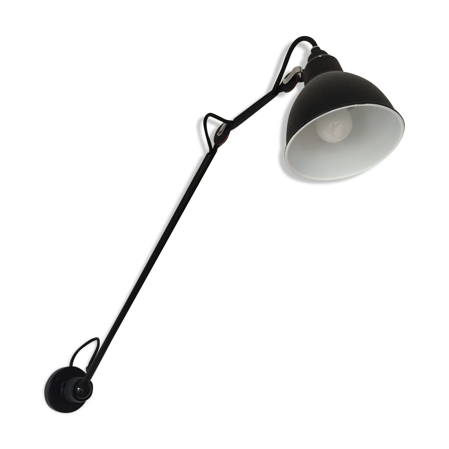 Applies bold edition DCW