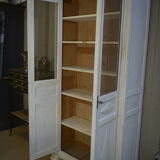 Showcase 2 doors mesh in fir 1930 patinated white