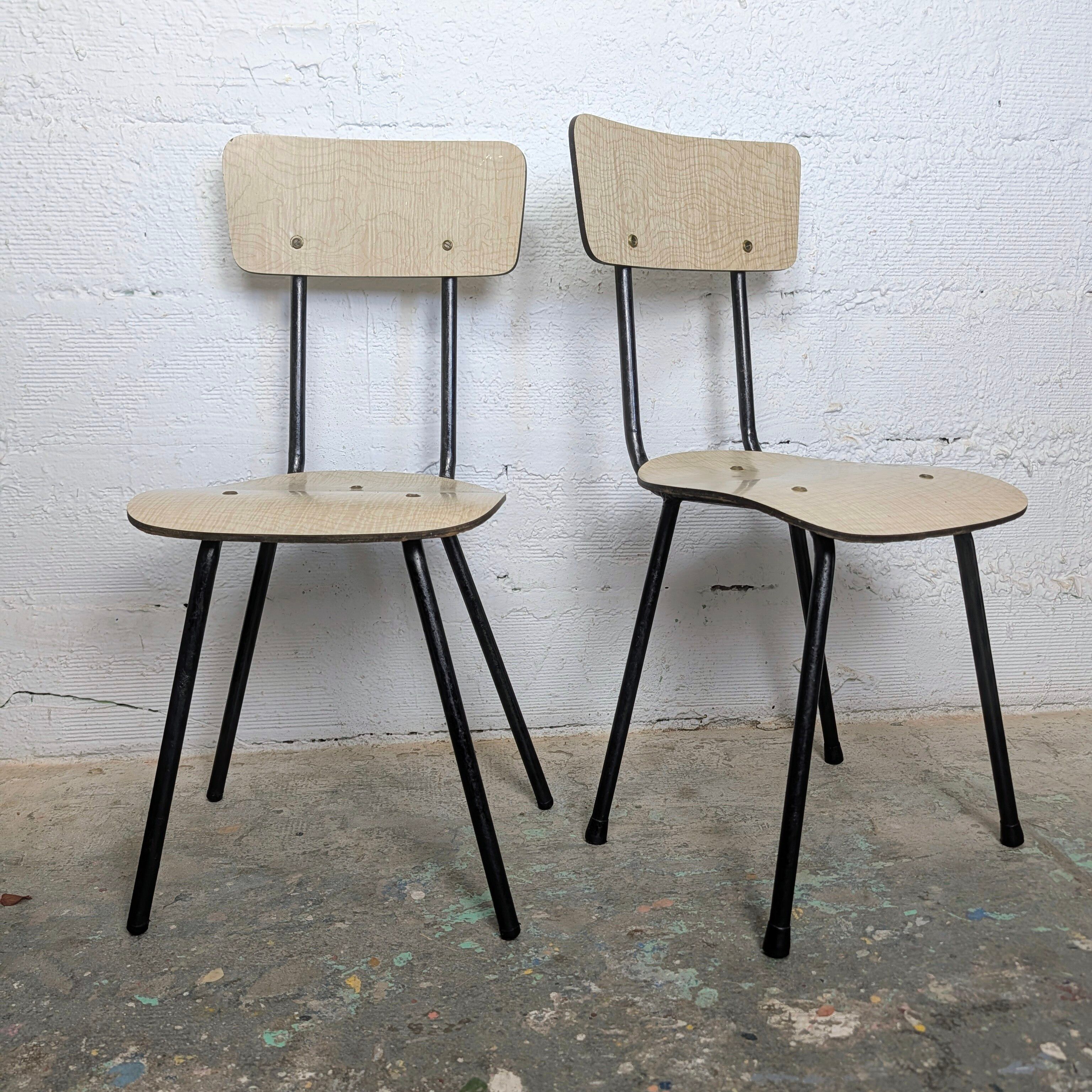 Duo de chaises formica vintage pieds compas années 60