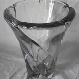 Vase Daum en cristal moulé ,années 60