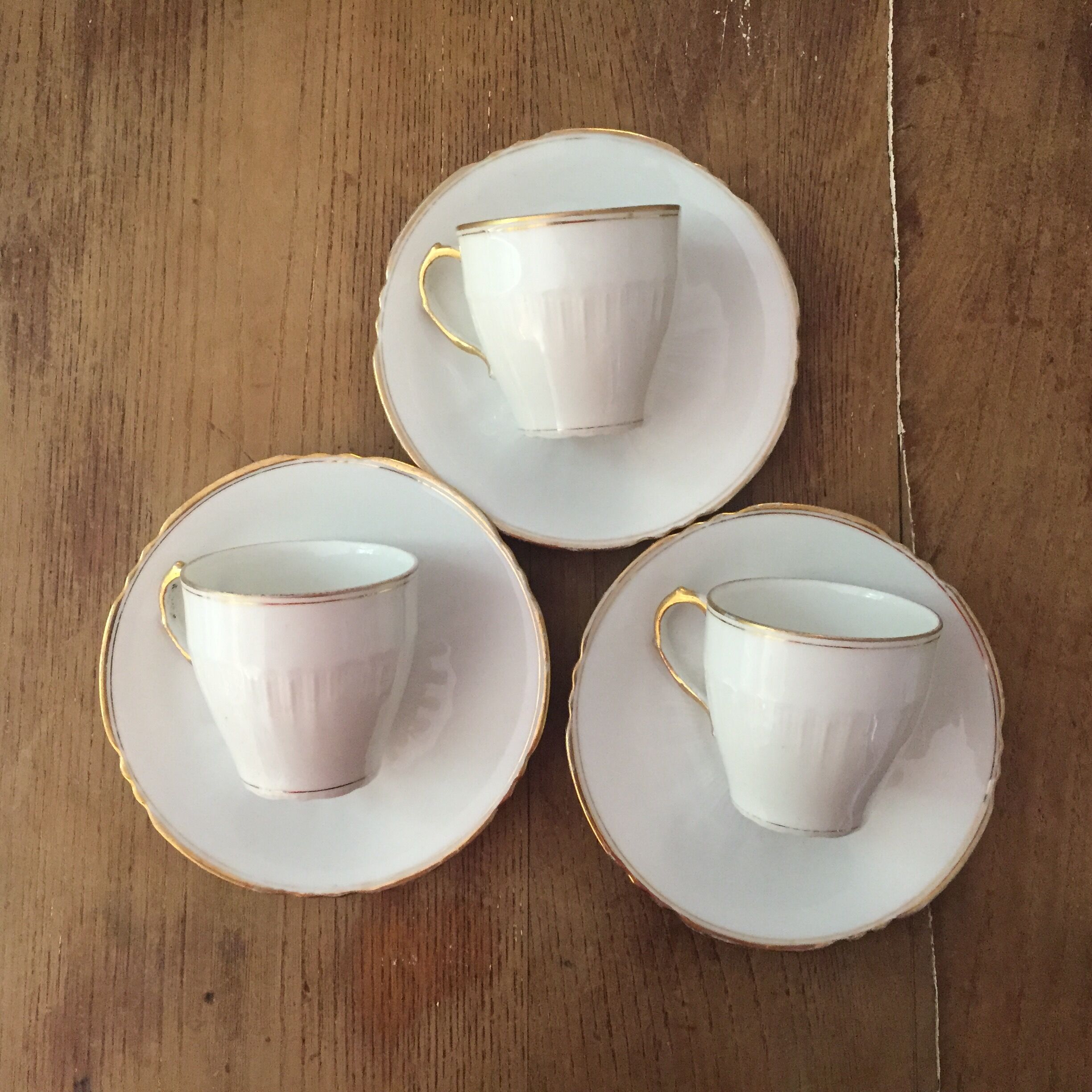 set of 3 cups and old saucers