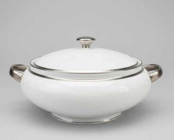 Soupière Raynaud modèle Fontainebleau platine