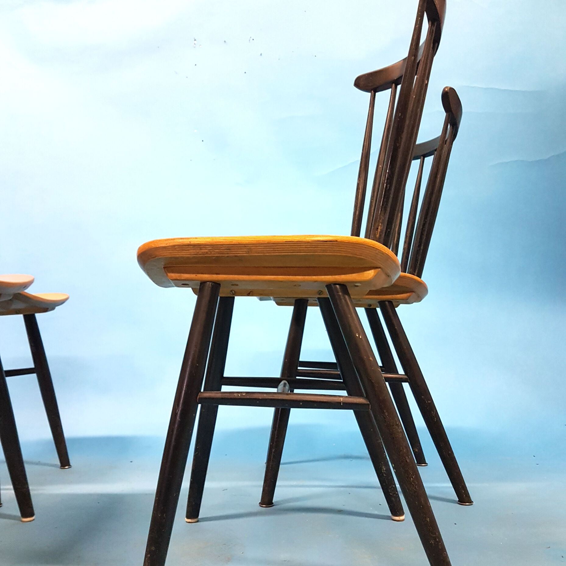 Lot de 4 chaises années 1960