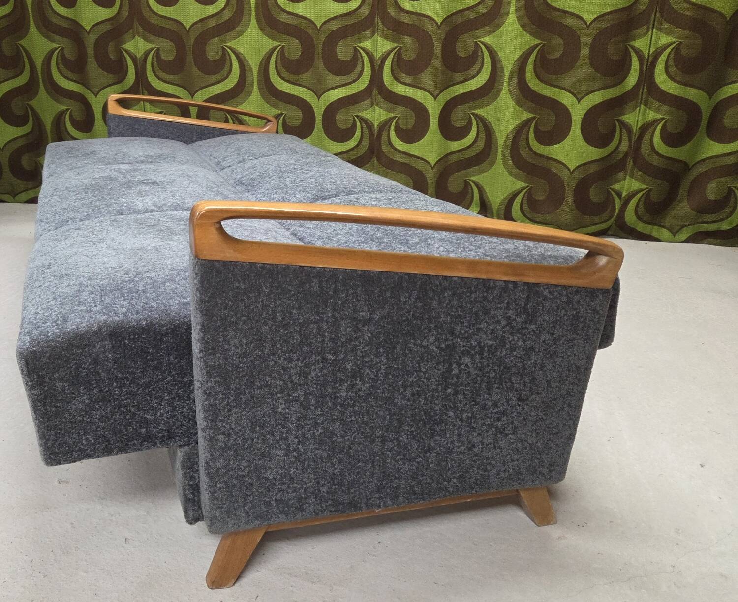 Vintage 1960s daybed sofa bed