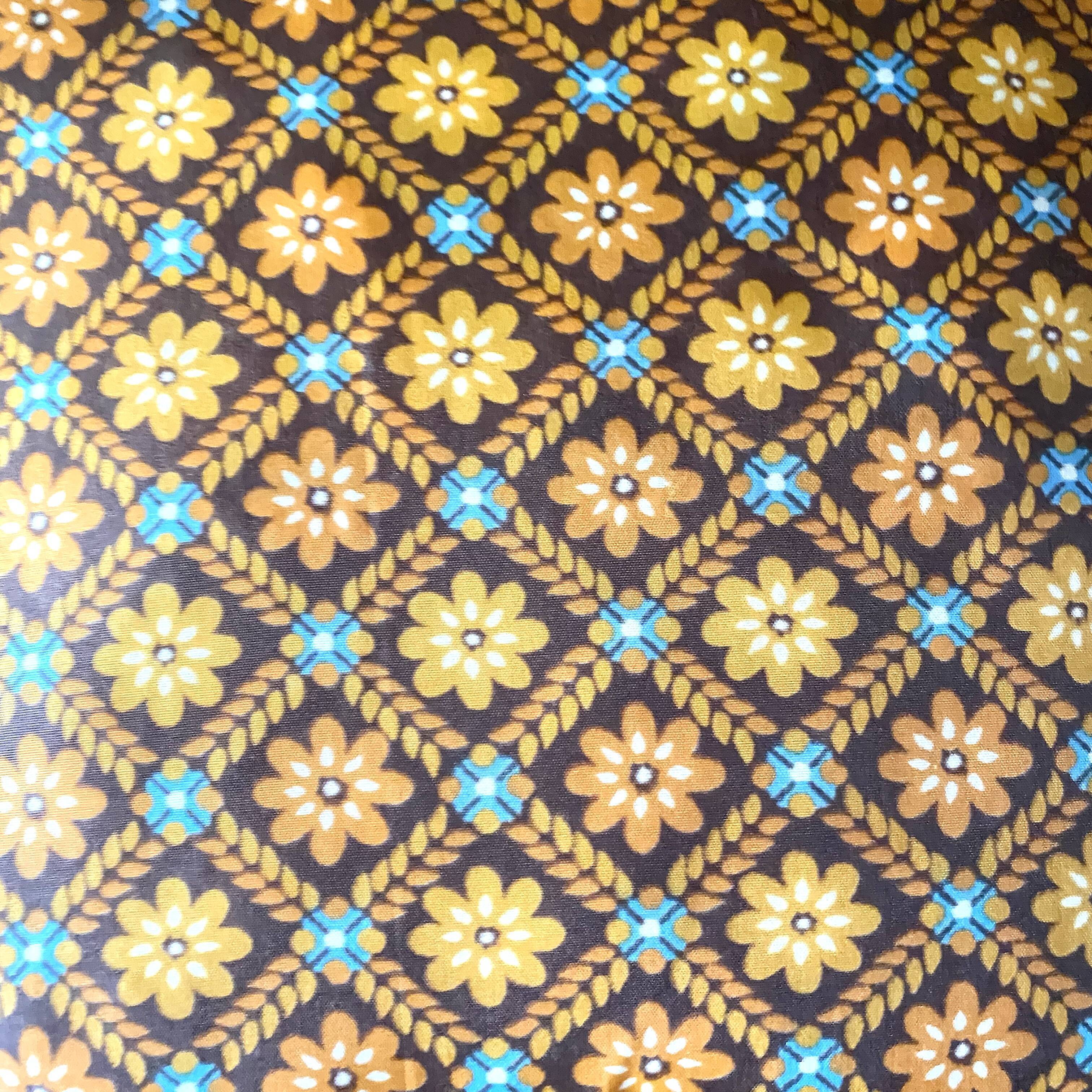 Coussins vintage seventies fleuris