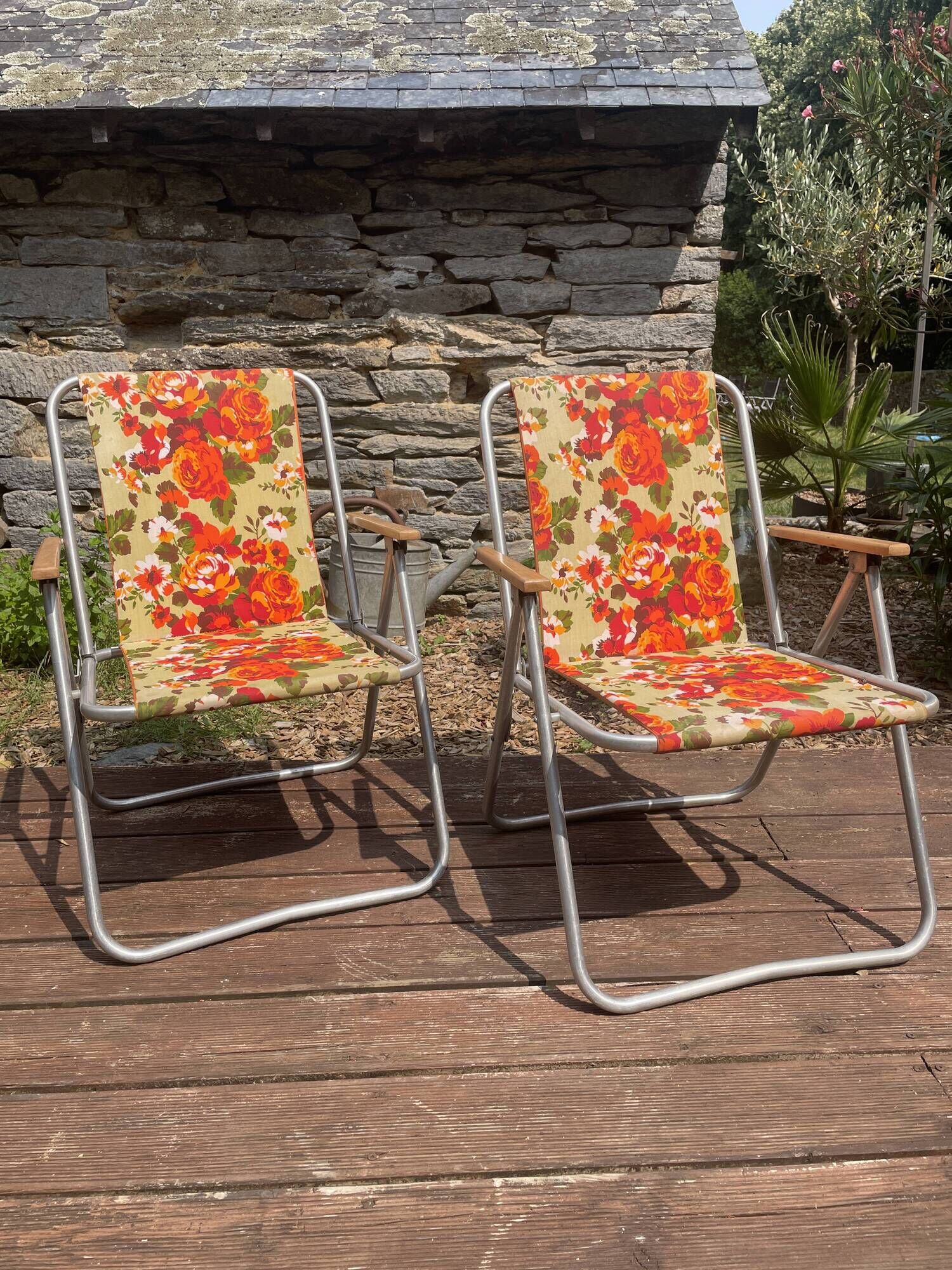 Paire De 2 Chaises De Camping Pliantes Vintage - Métal Imprimé Floral - Rétro - Occasion