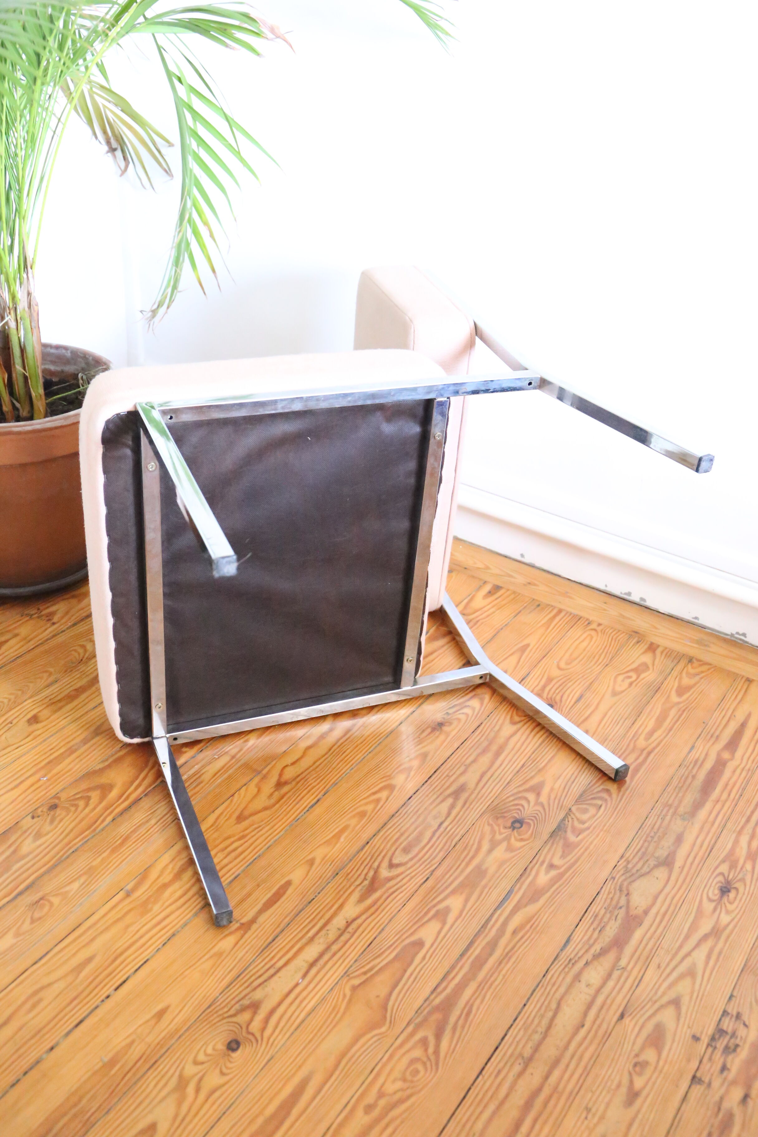 Fauteuil en chrome et tissus vintage design