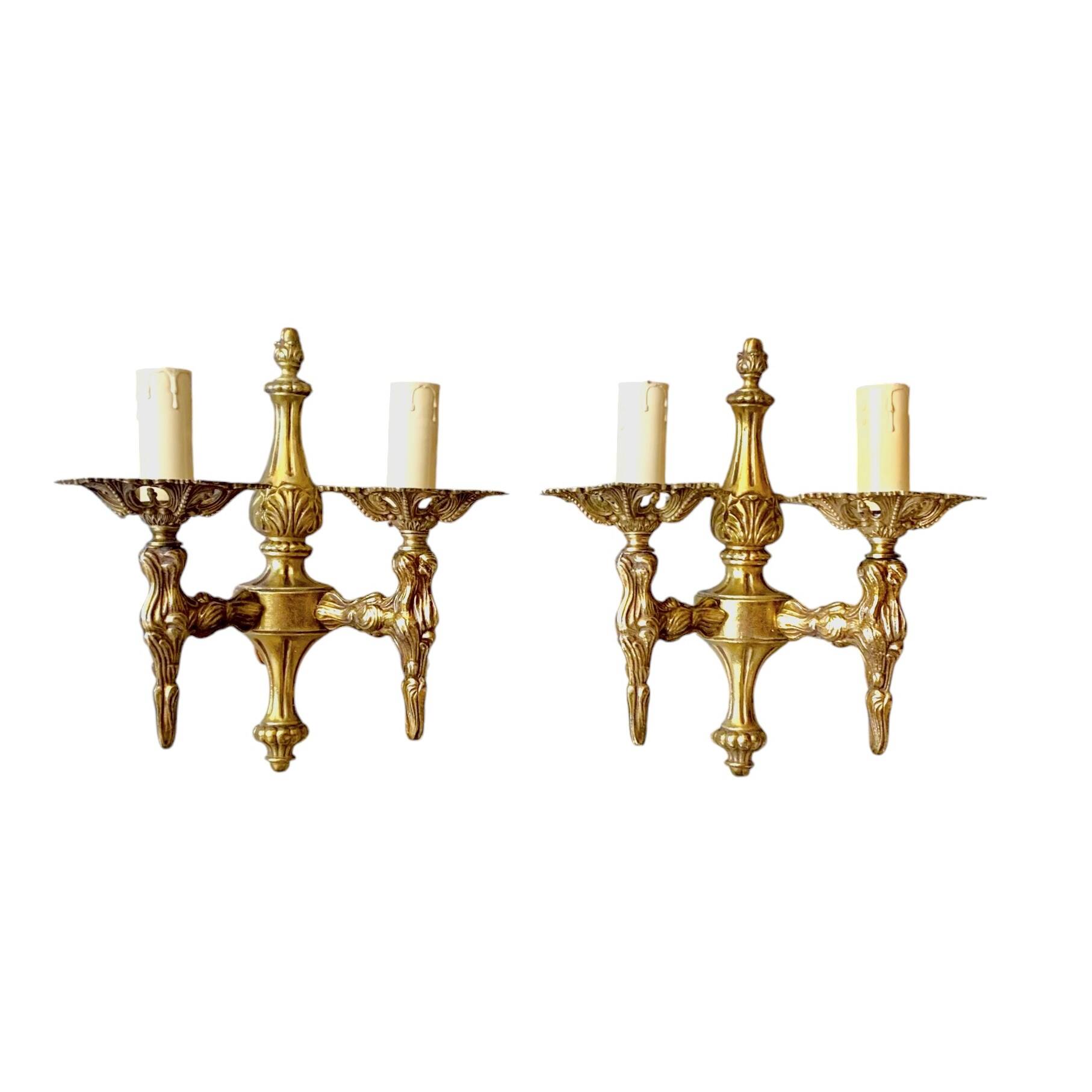 Pair of gilded brass wall lights - Louis XVI style