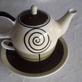 Vintage teapot signed Jodi-nv