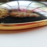 Medallion frame dried flowers