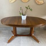 Vintage oval Baumann table