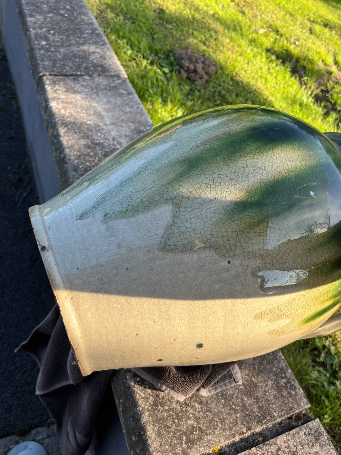 Glazed earthenware pot or jar