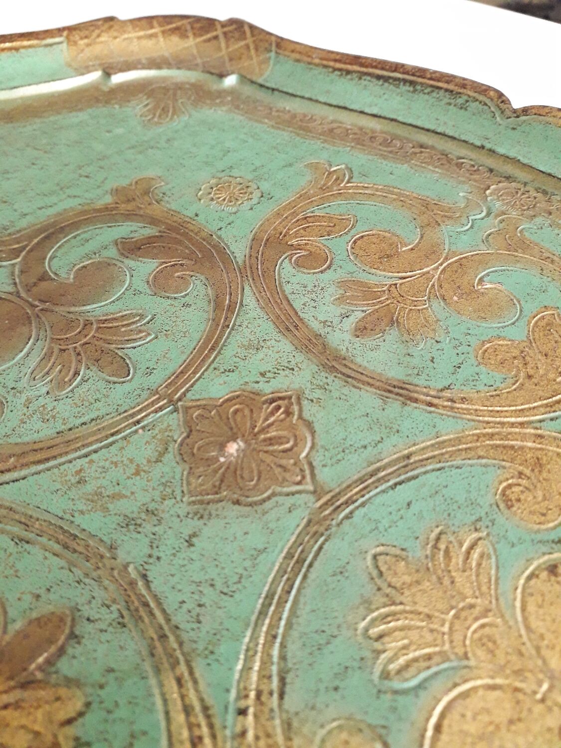 Florentine wooden top