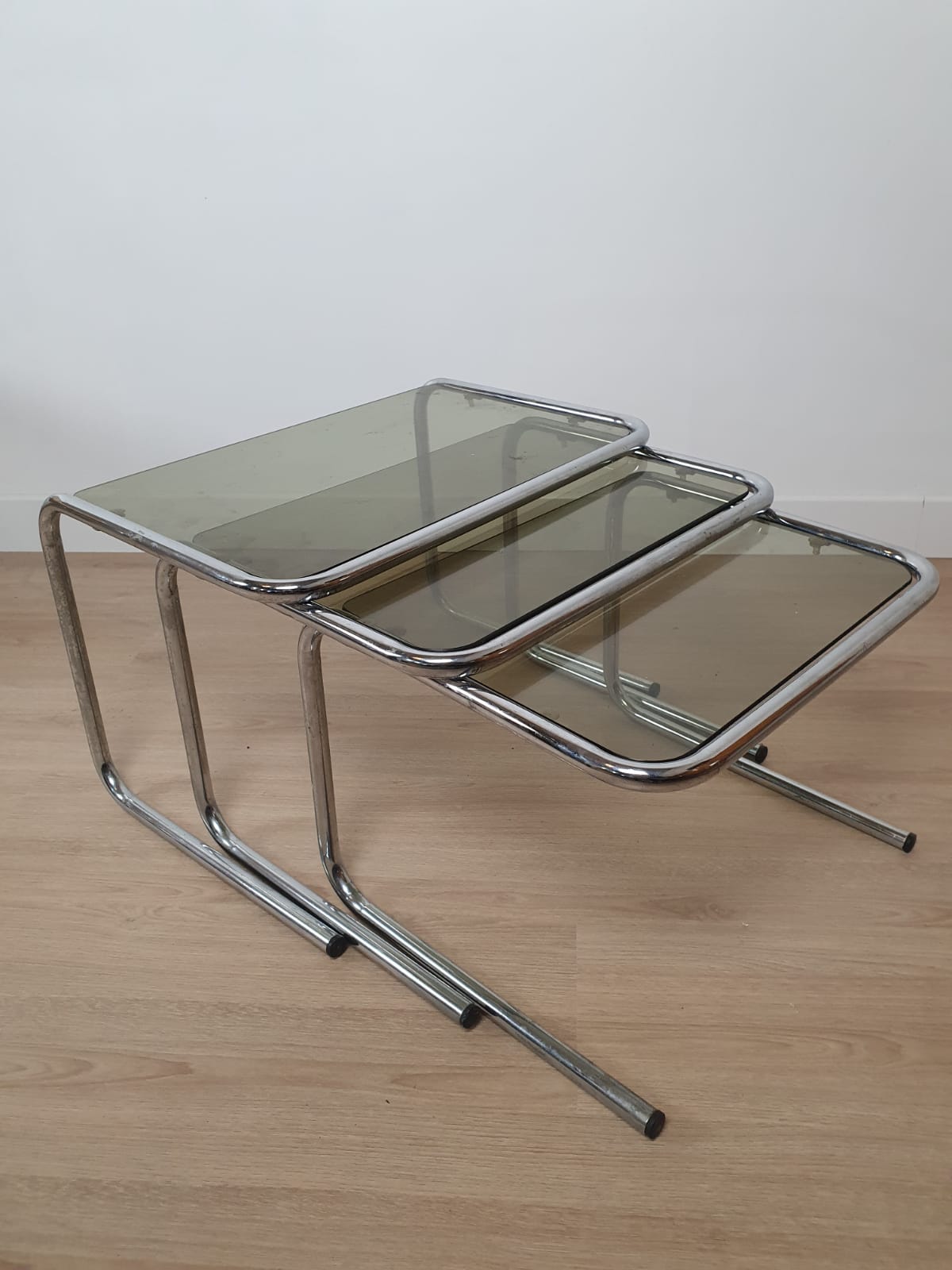 Pull-out tables 70s