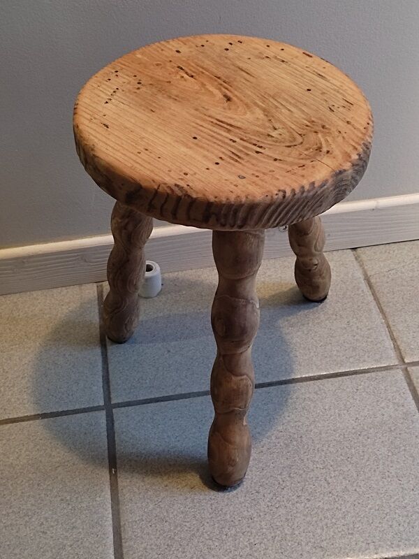 Solid wood stool legs tripod Aero-gummed