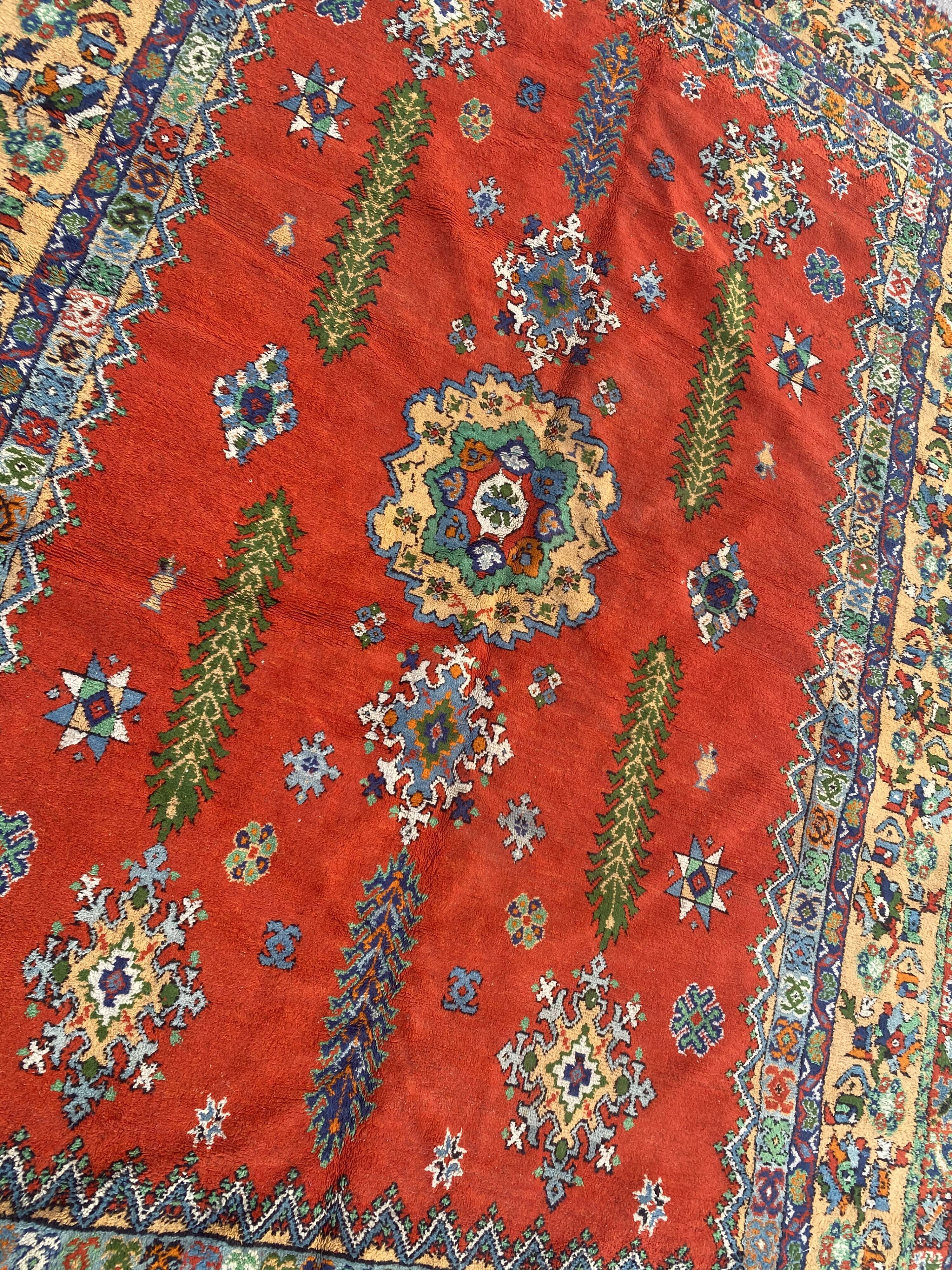 Moroccan vintage carpet handmade flap 175x255 cm