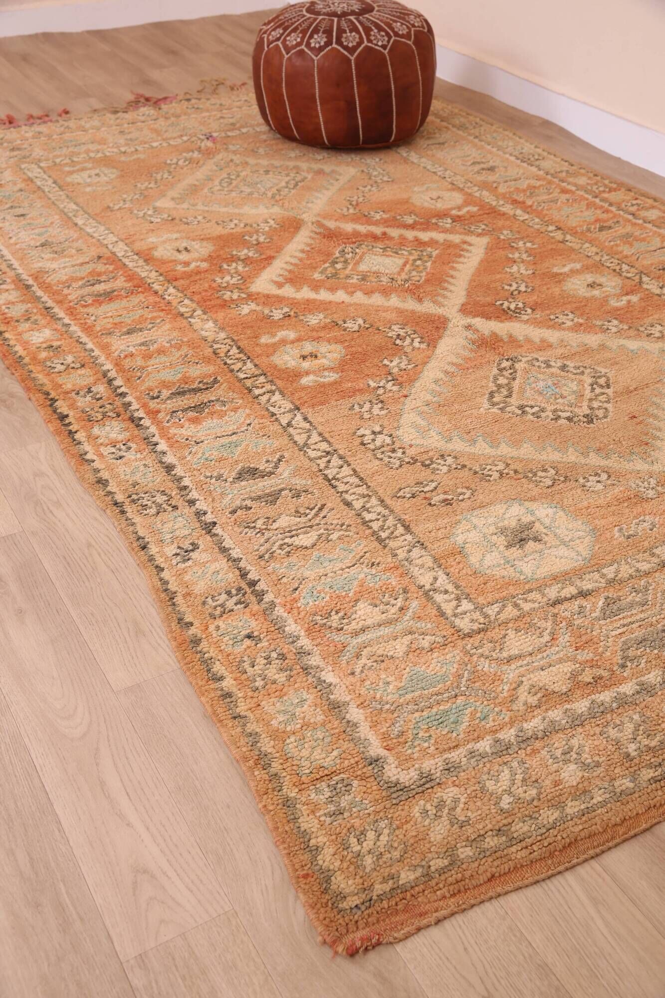 Peach Vintage Moroccan Rug 173 x 277 cm, Berber Wool Rug, Handmade Rug Boho