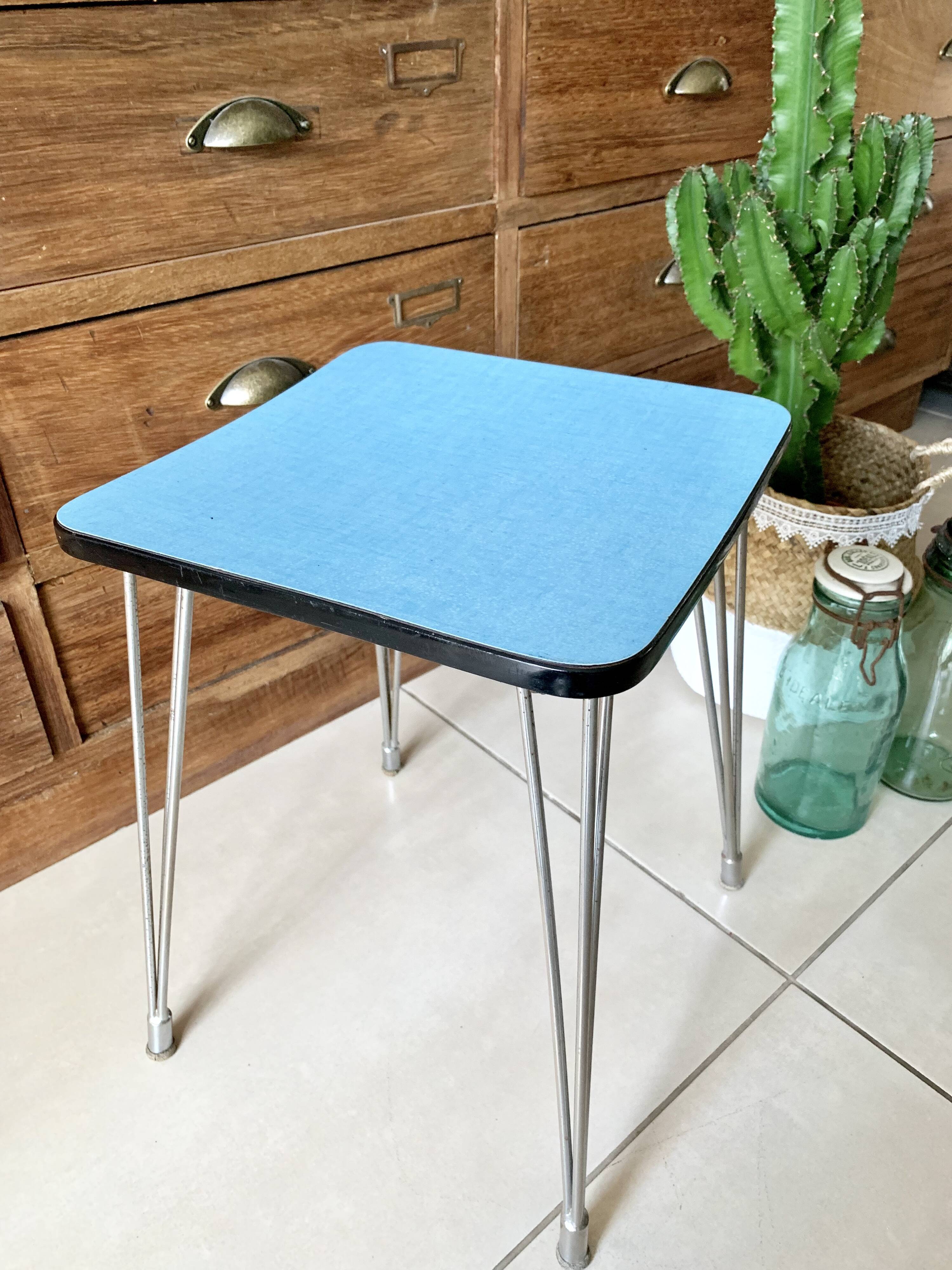 Tabouret formica pieds eiffel vintage