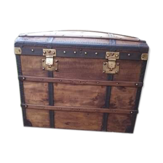 Old trunk