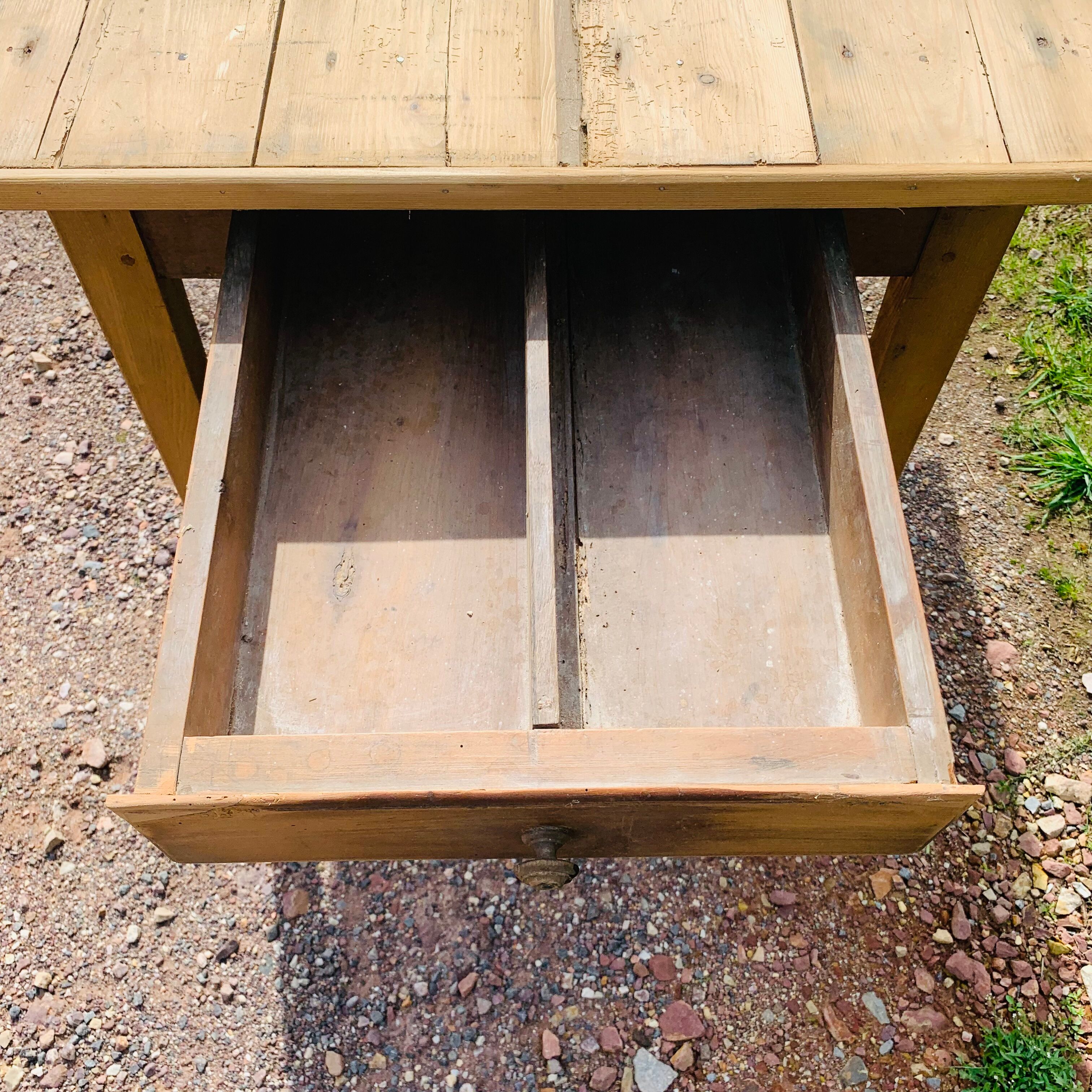 Farmhouse table