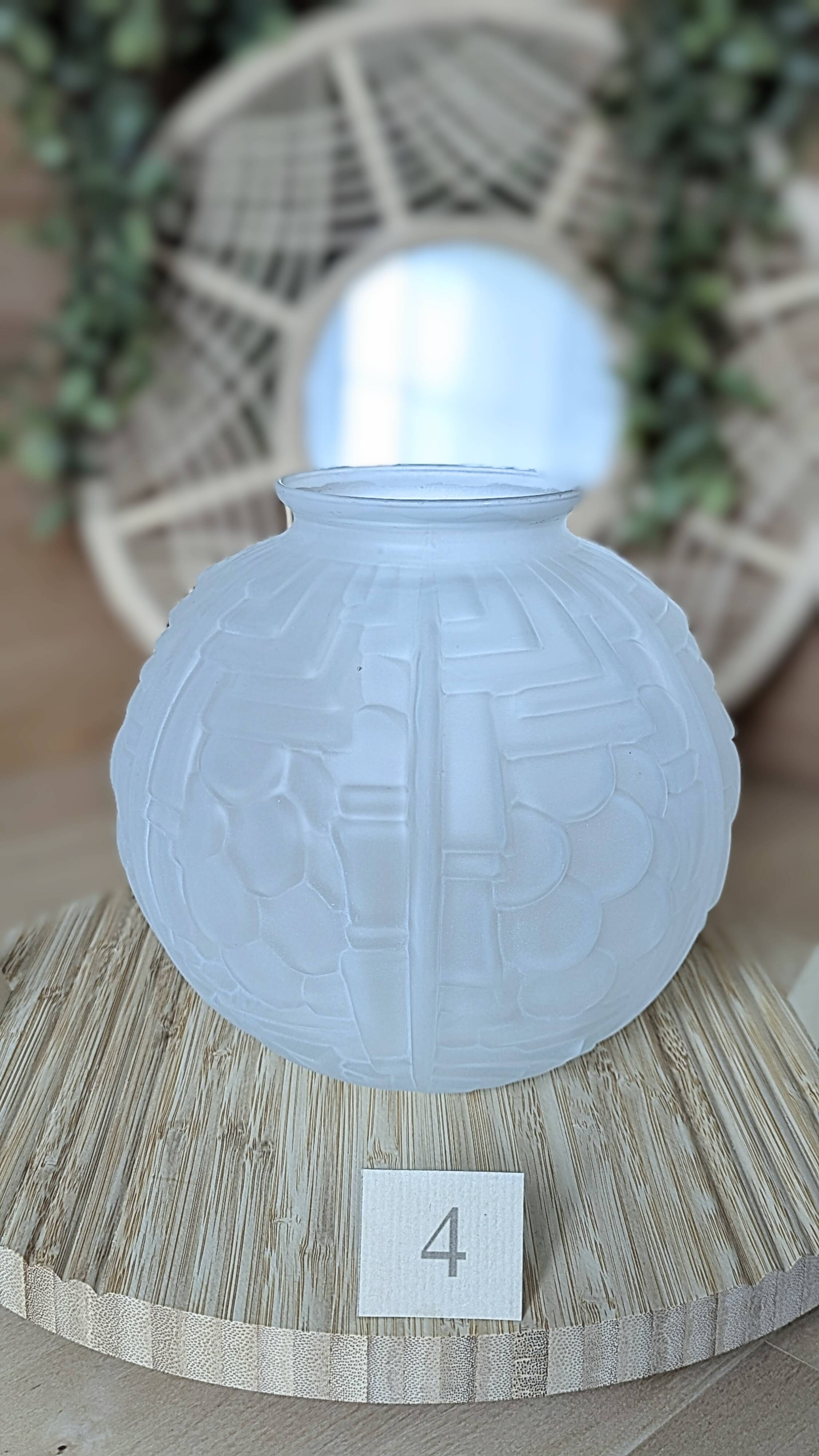 Art Nouveau round vase (D-0045)
