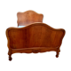 Lit ancien en noyer