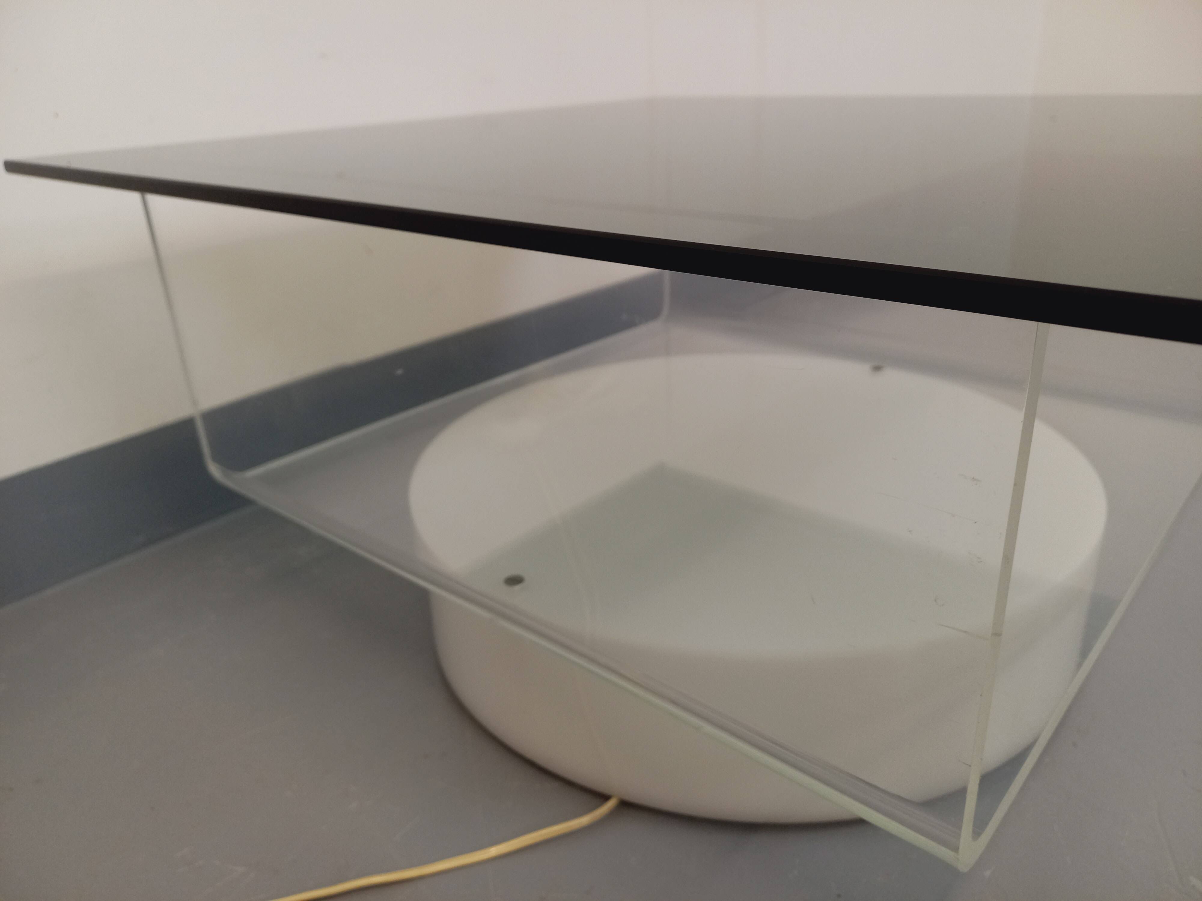 Vintage Italian square illuminated coffee table in glass and plexiglass