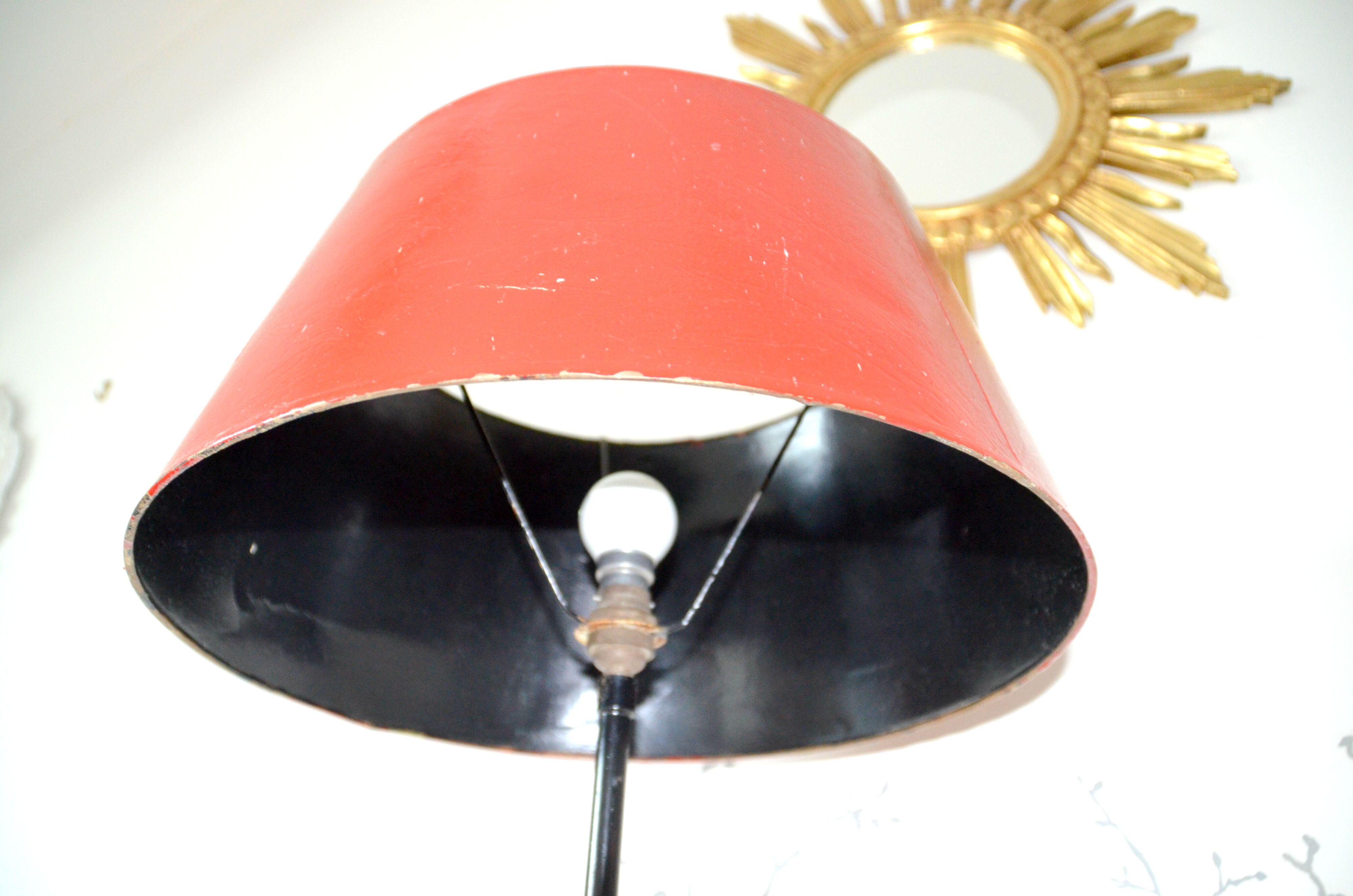 Floor lamp magazine rack