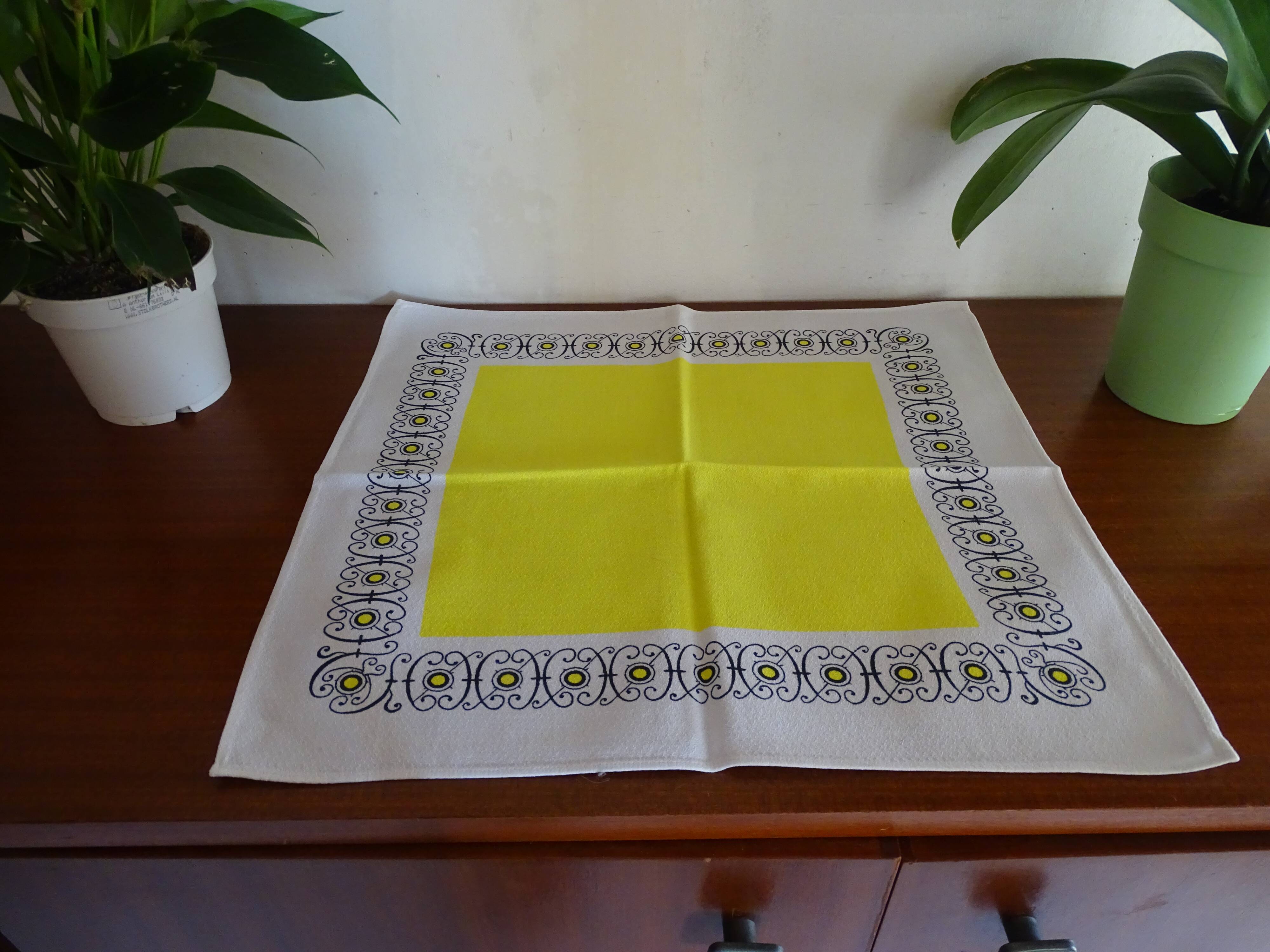 12 serviettes de table colorées en coton, 45 x 42 cm