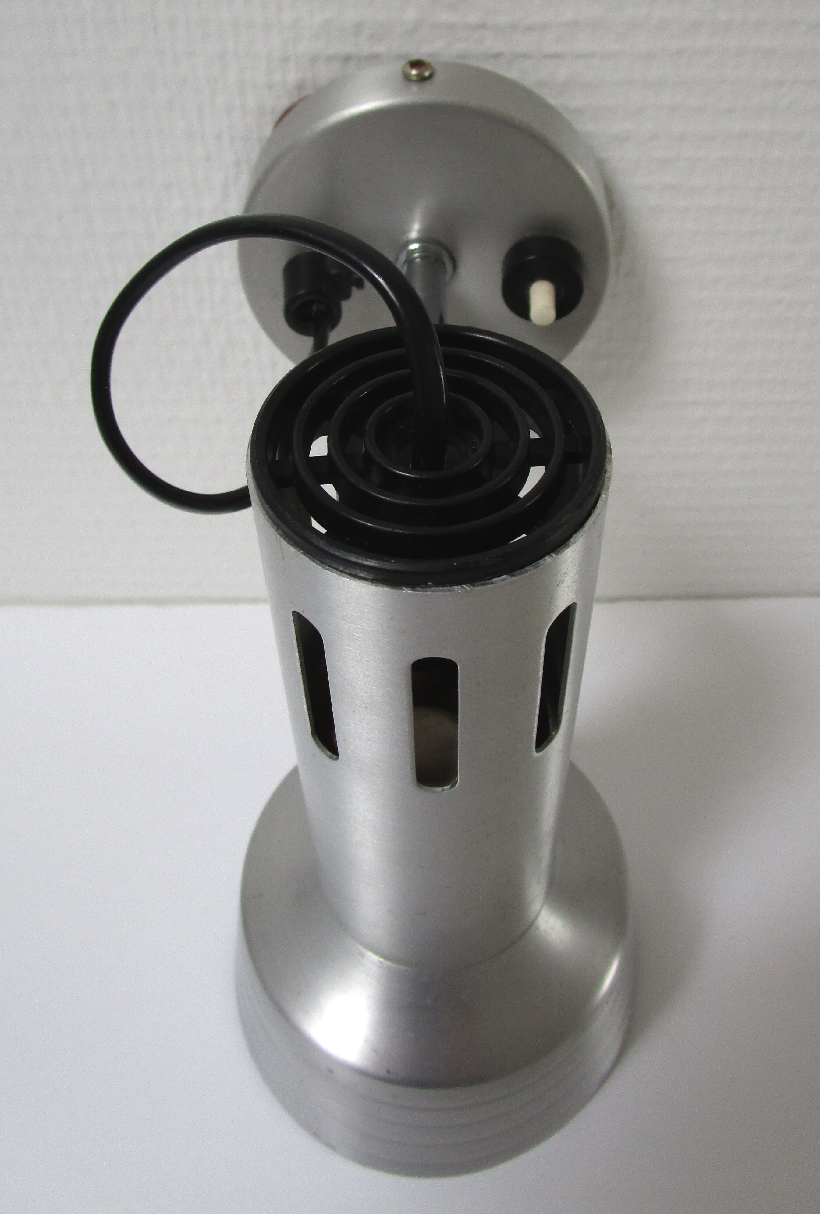 Brushed aluminum wall lamp 70