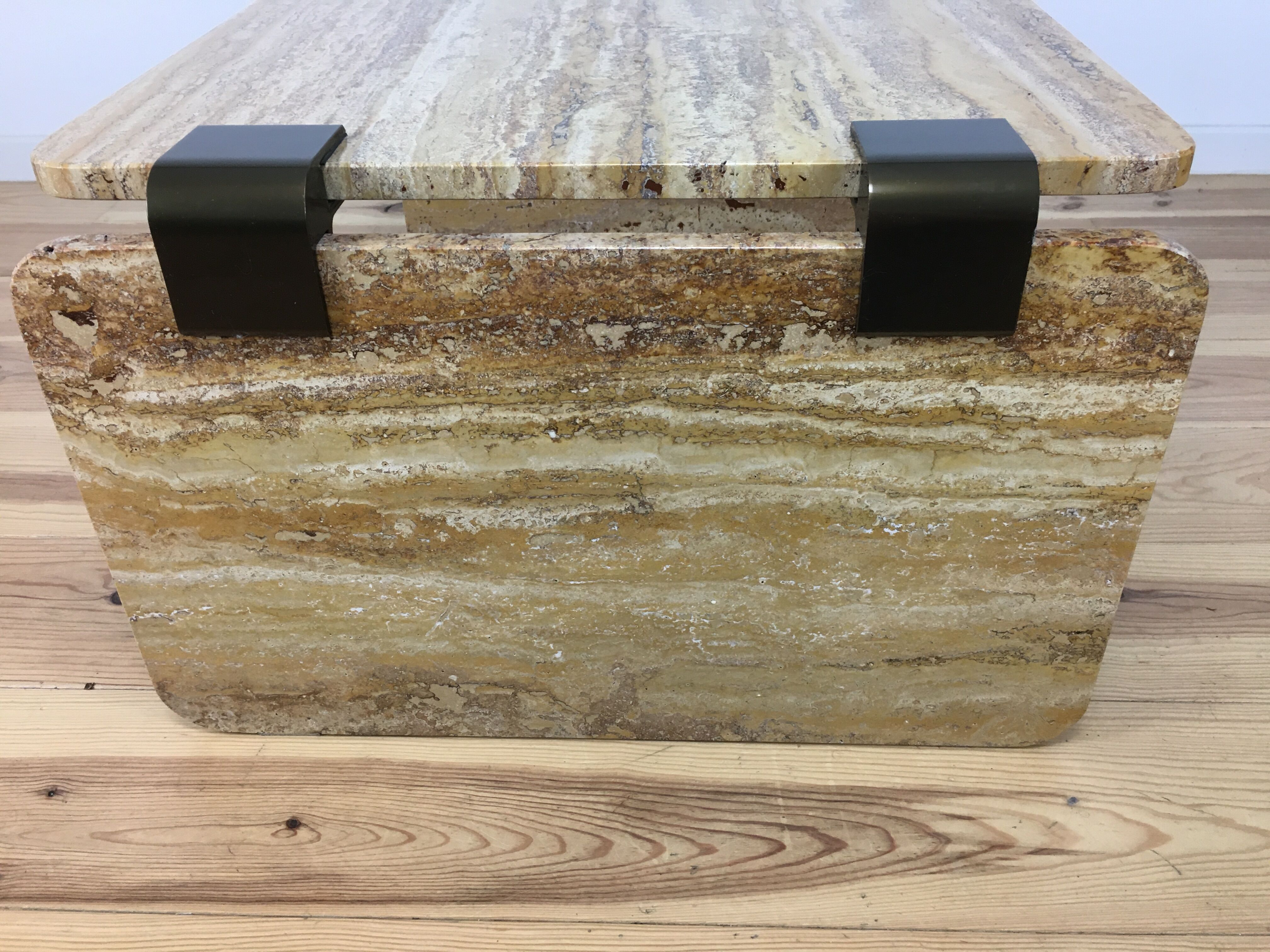 Yellow travertine coffee table, 70/80s